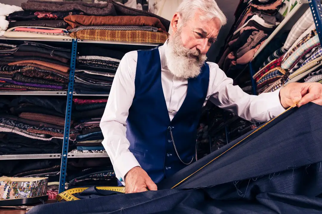 Blog 7 How to Choose the Best Tailor for Suits in Dubai and the GCC